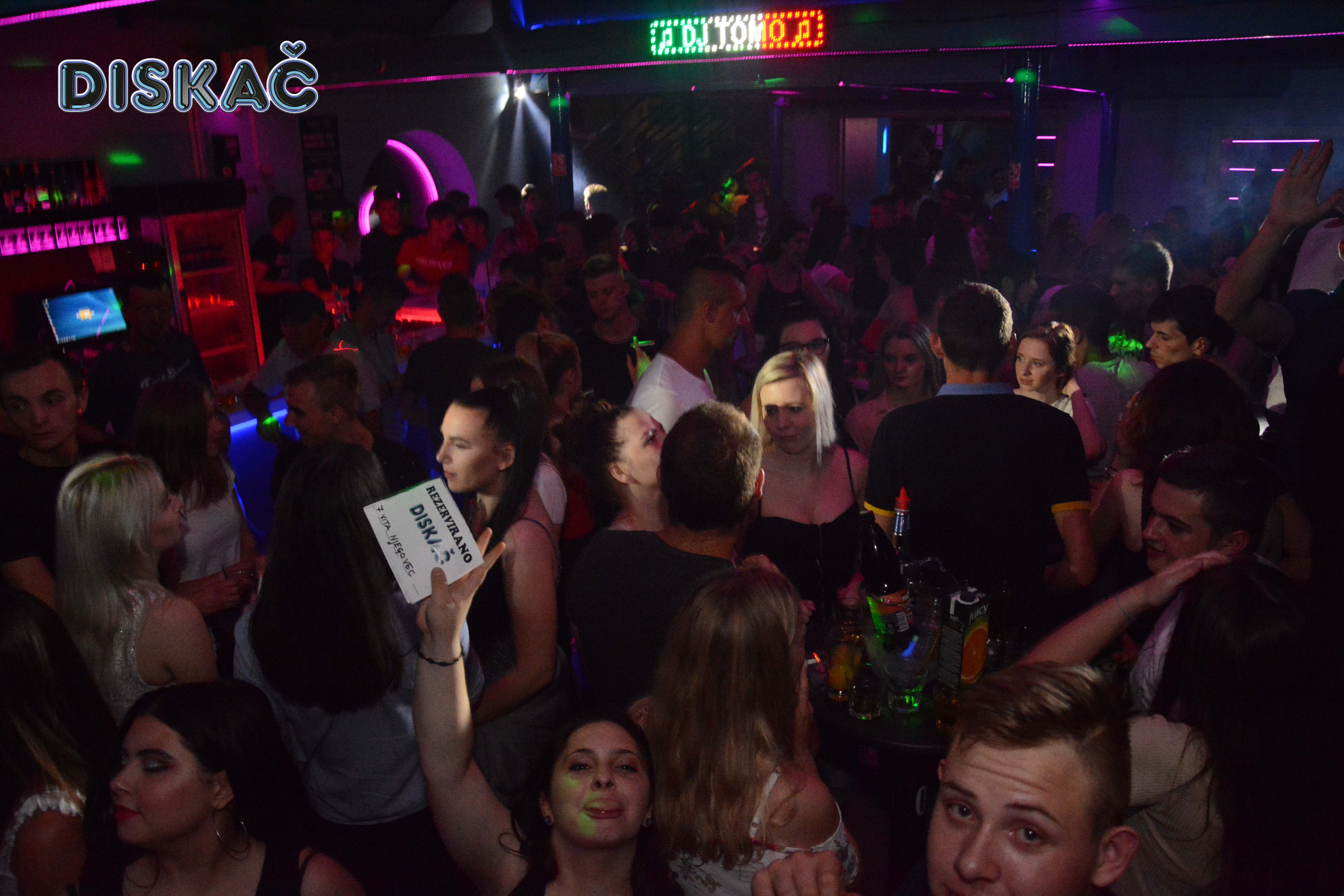 Image 3834471 (auto)