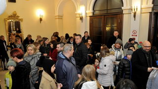 Praizvedba predstave Trojica u Trnju