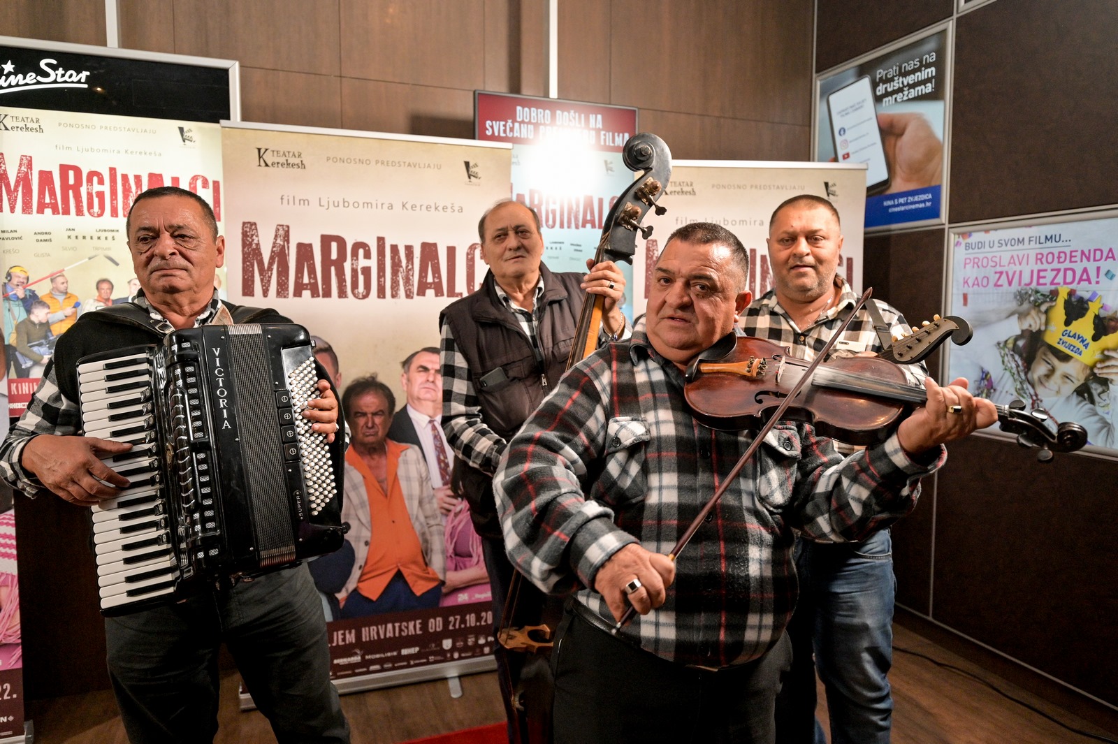 Marginalci – premijera