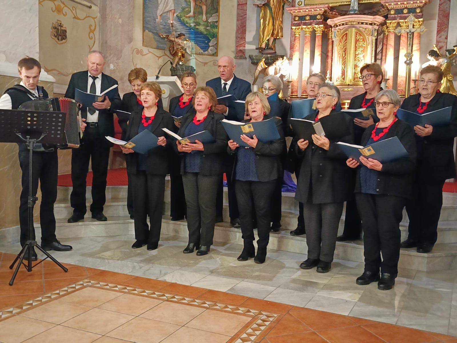 3d79b227-3921-4aea-9c4a-84e1940cfc17