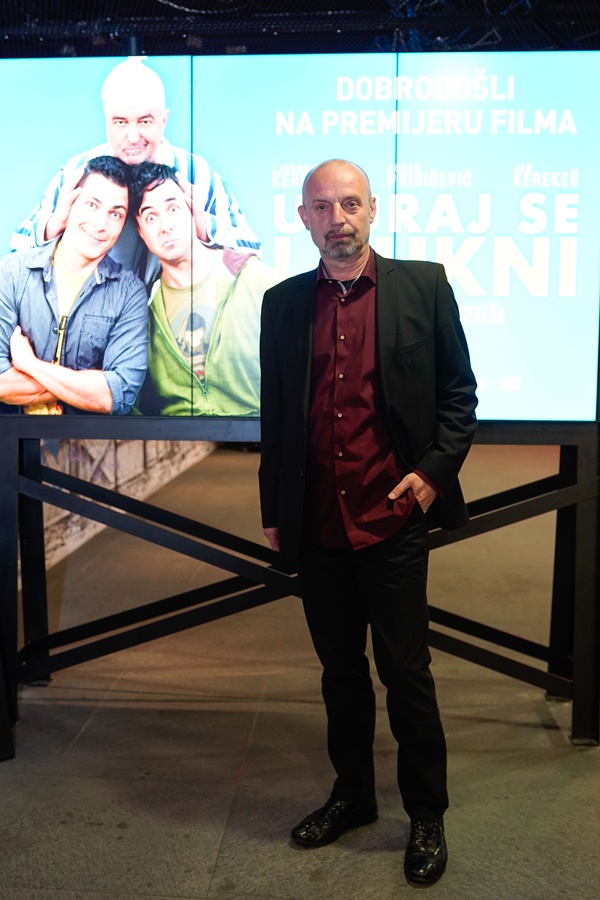 Ufuraj se i pukni, premijera Zagreb