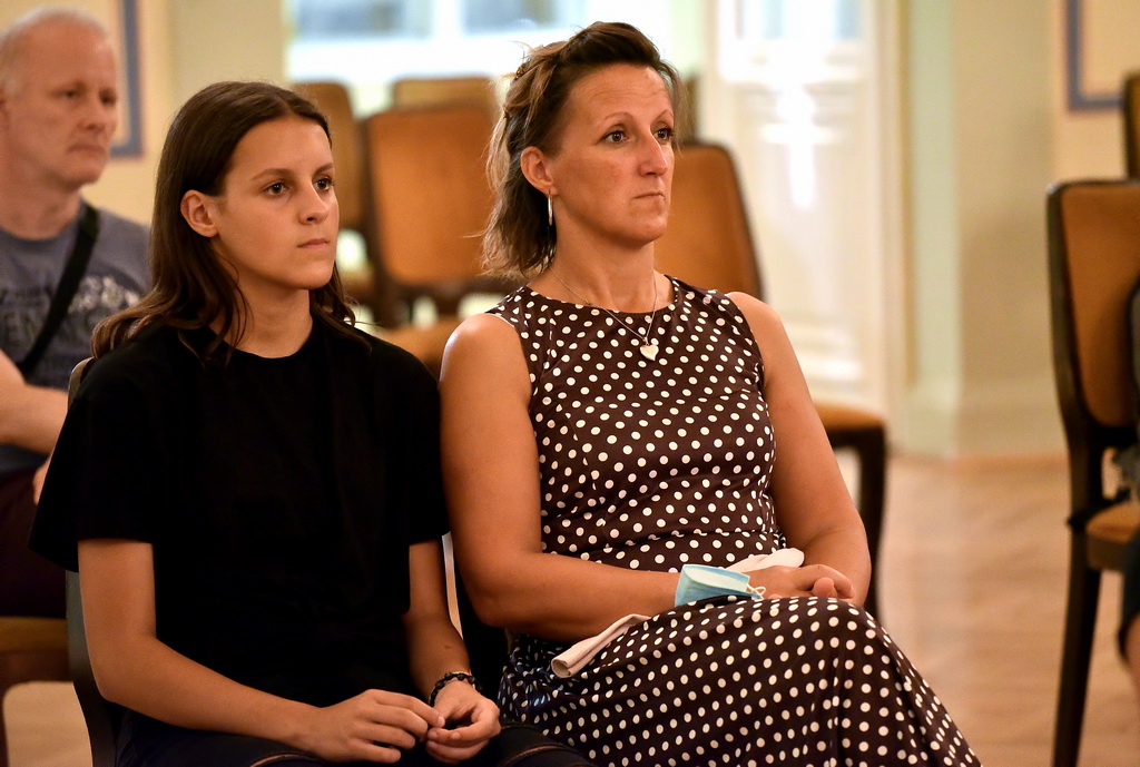 Image 4641530 (auto) Image 4641530 (auto)