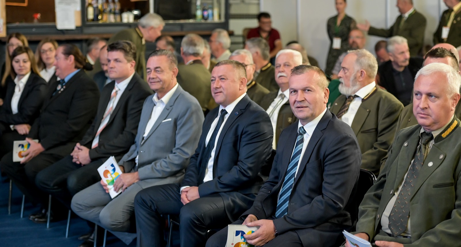 Image 5861193 (auto)