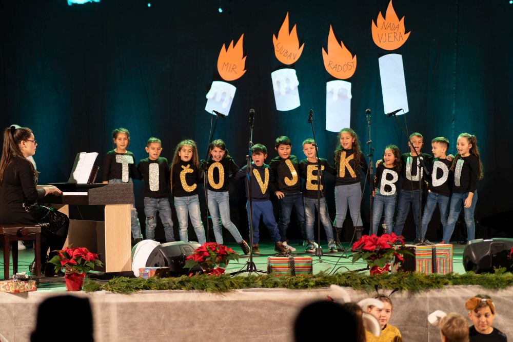 Image 5921833 (auto)