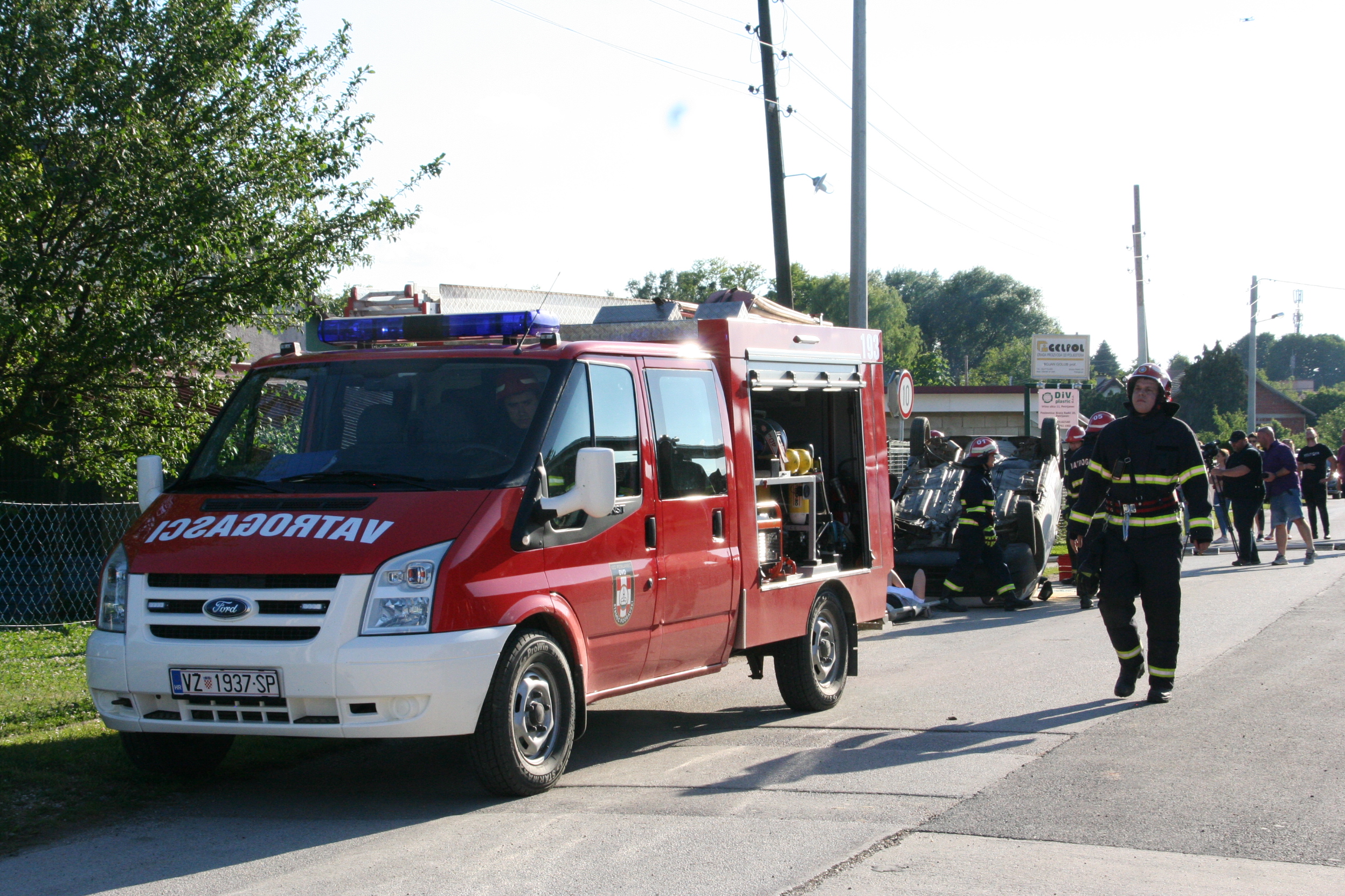 Image 4509870 (auto)