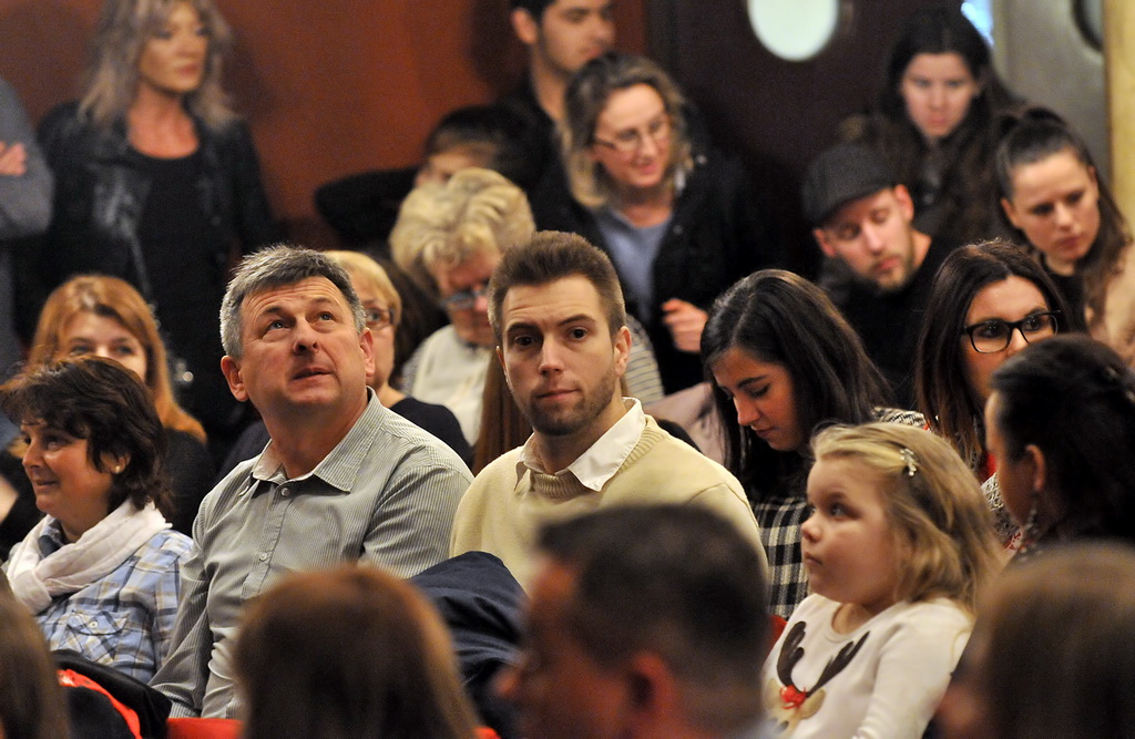 Praizvedba predstave Trojica u Trnju