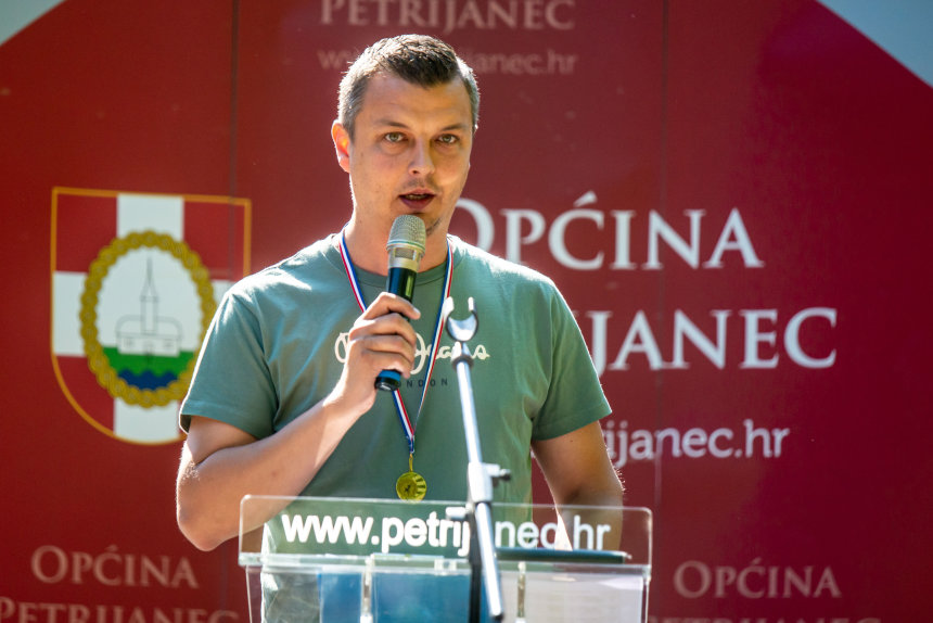 Image 5735703 (auto)