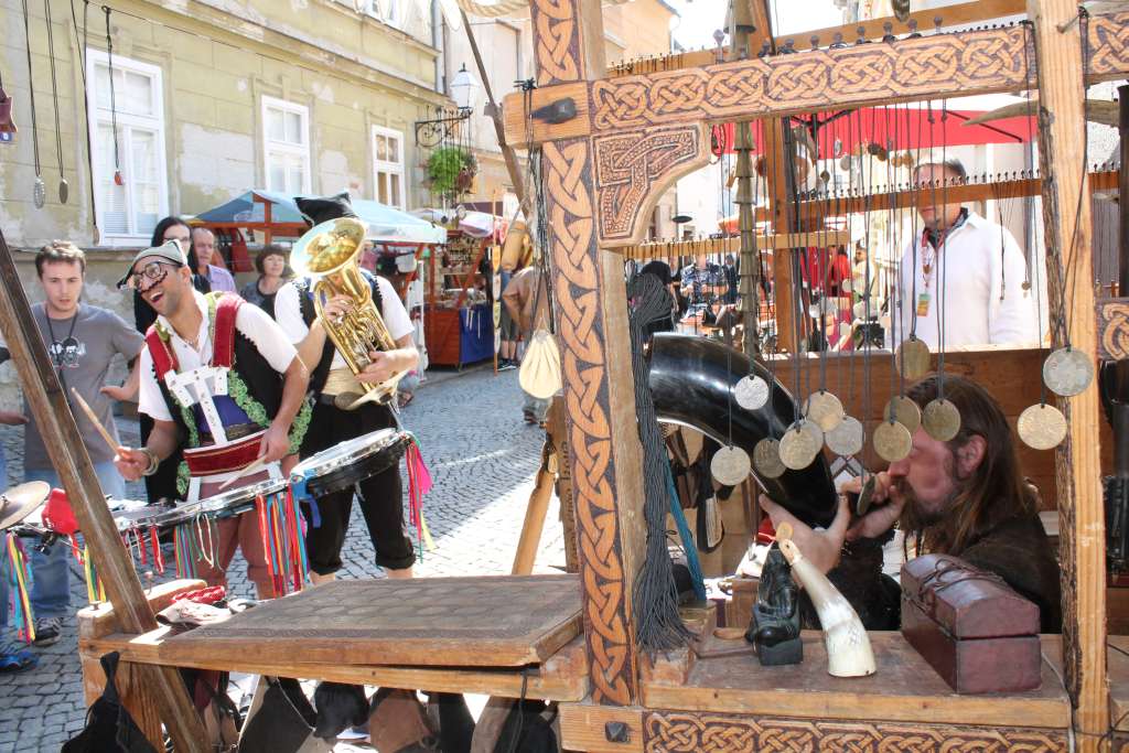 fanfaratranse013598148