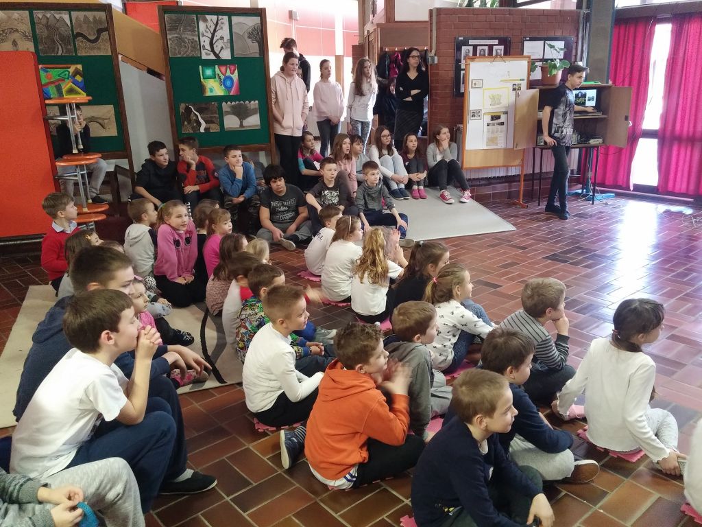 20180126104915376862