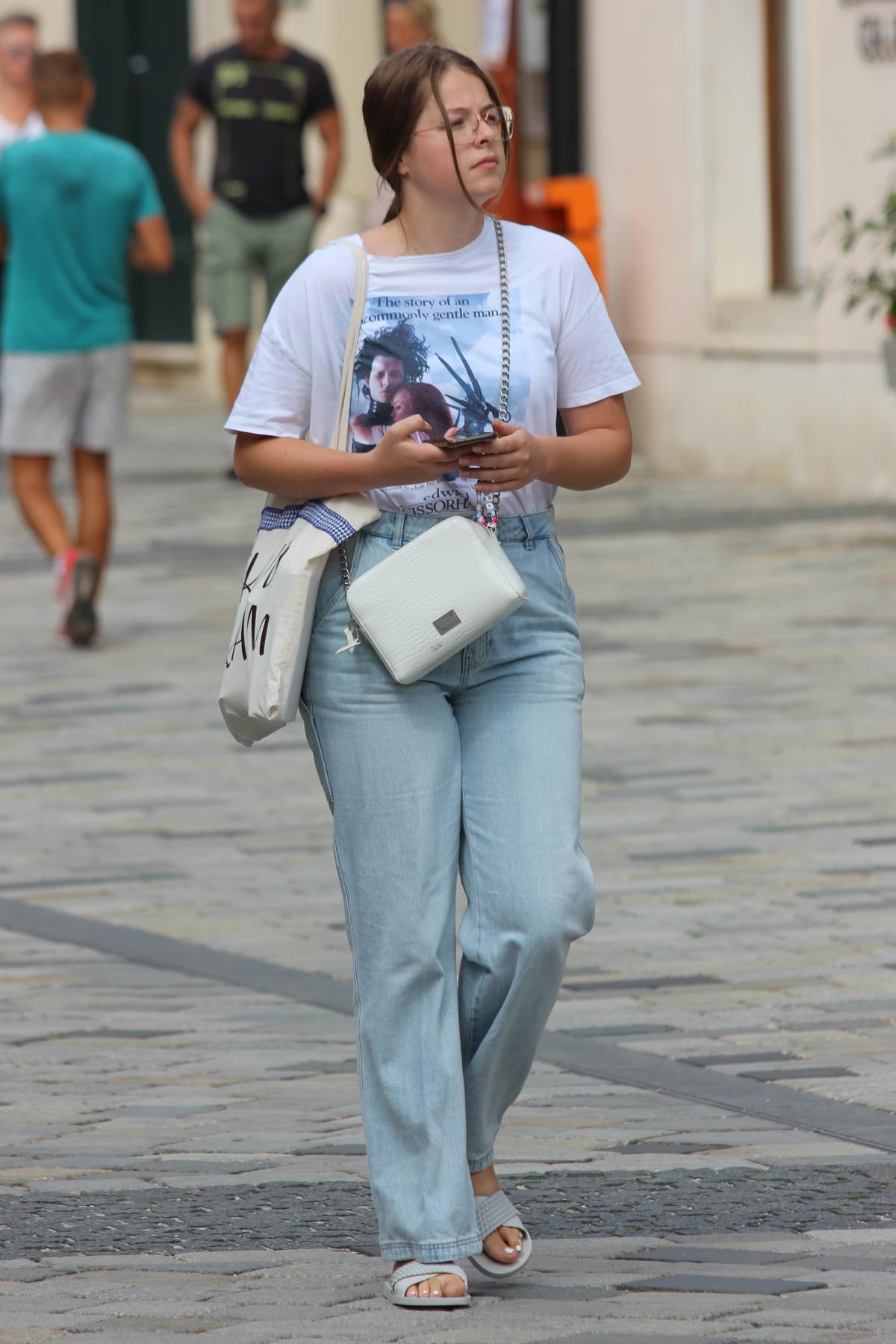 Image 5443308 (auto)