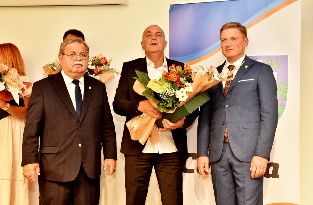 Image 5838031 (auto)