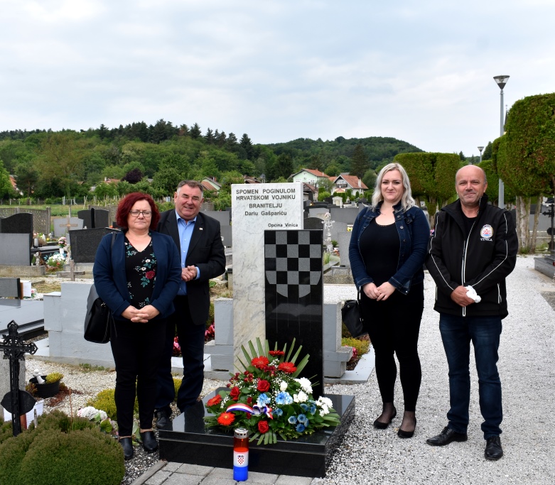 Image 4499576 (auto)