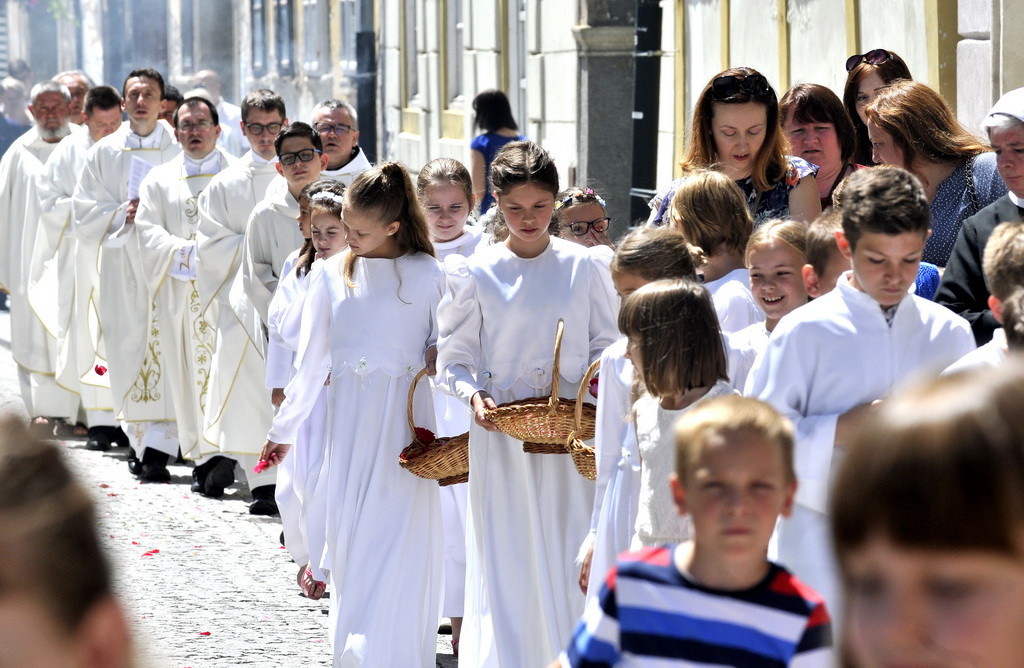 Tijelovo – procesija Tijelovo – procesija
