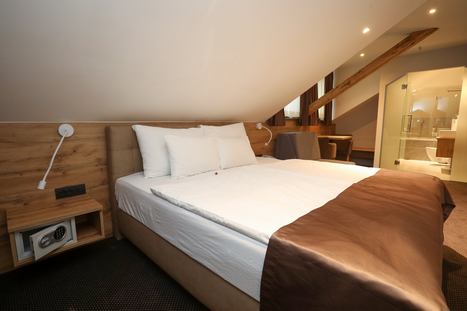 Image 5128942 (auto)