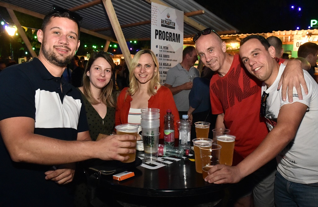 Biergarten subota 11.6.2022.