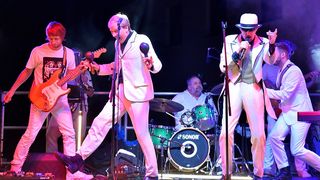 Image 5863397 (auto)