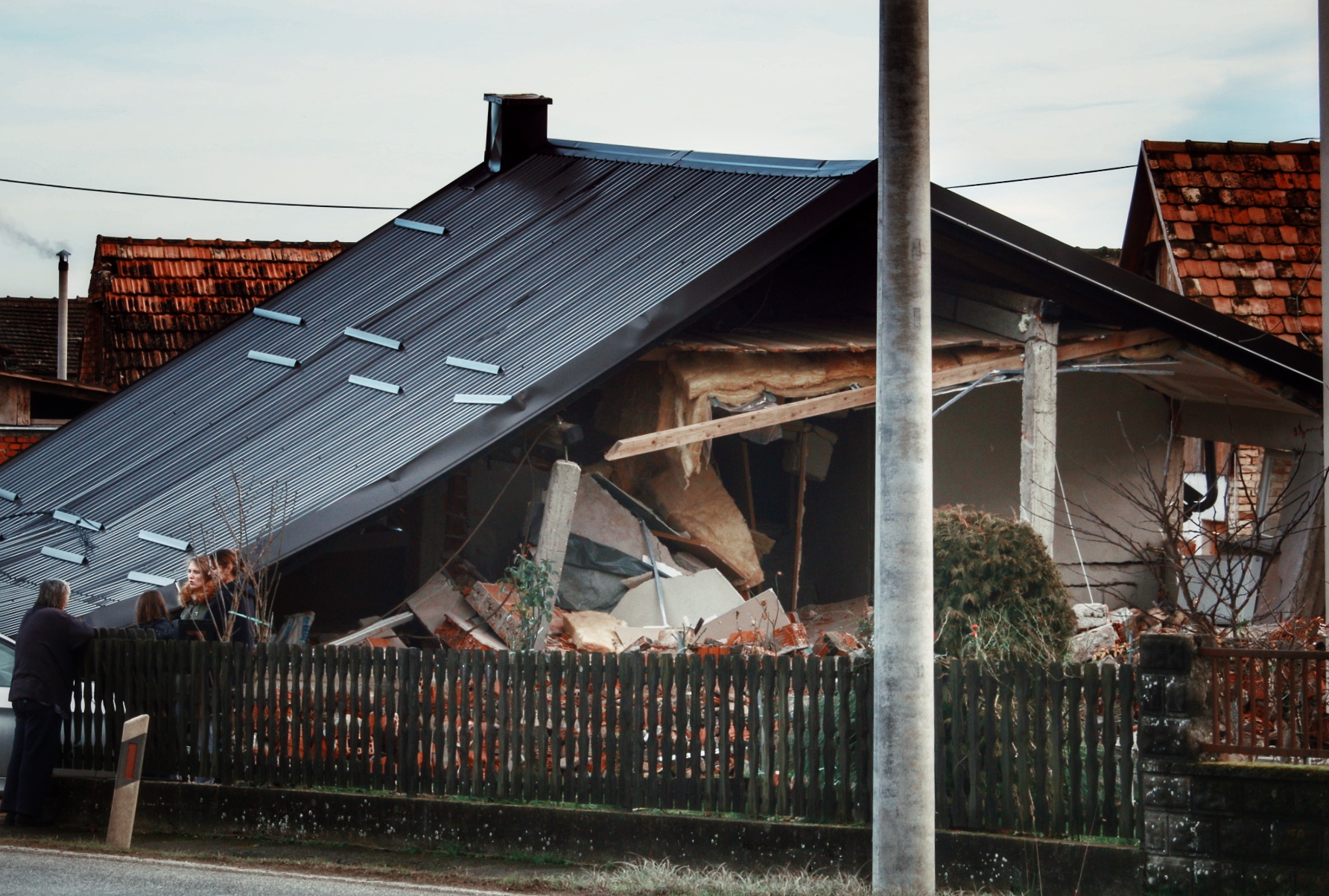 Potres petrinja – denis vlašić