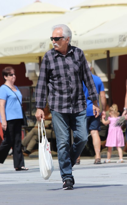 Image 5421240 (auto)