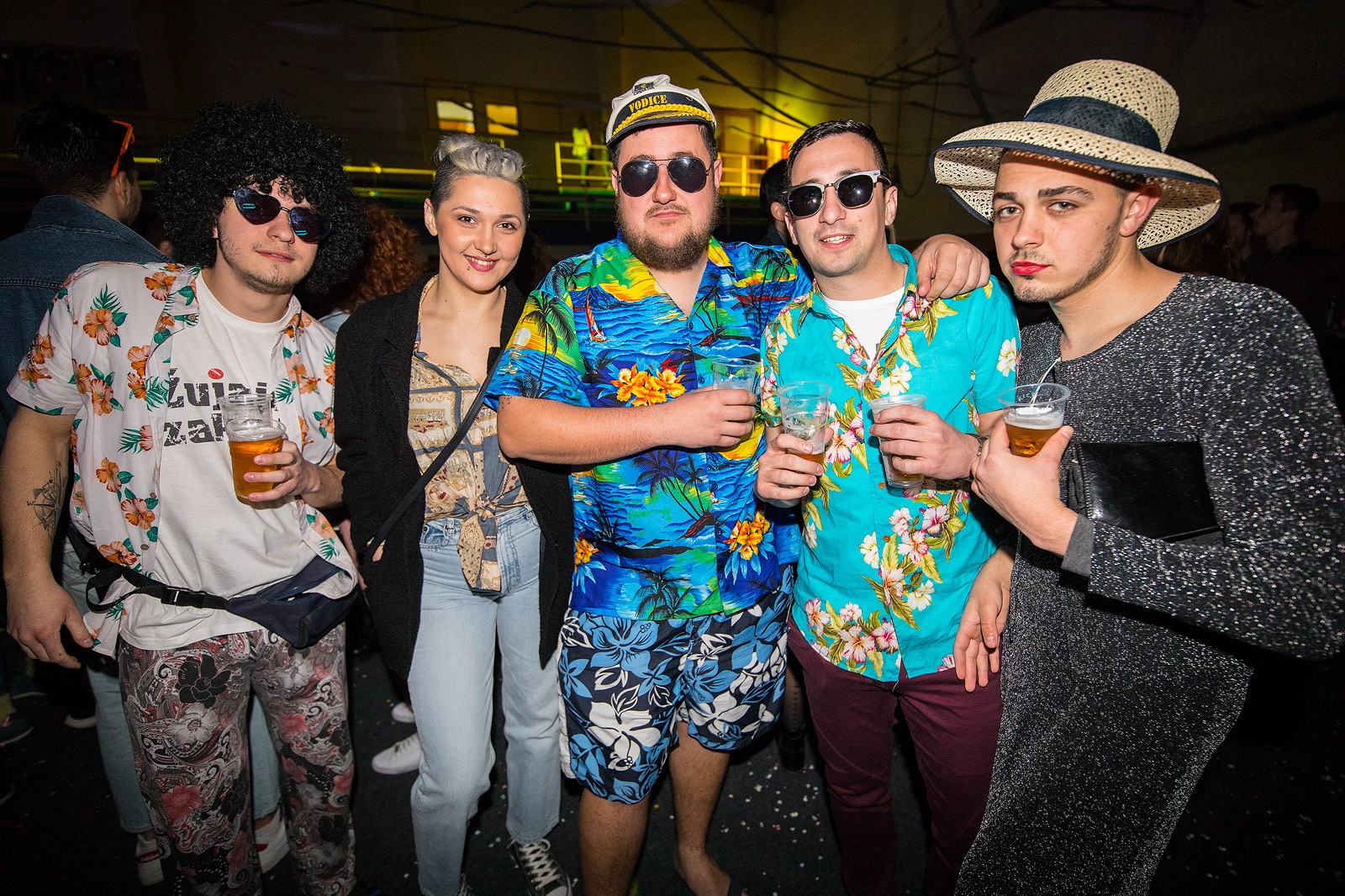 TRASH PARTY U PRELOGU Minea, Ivana Banfić i Ella napravile ludnicu na partyju!