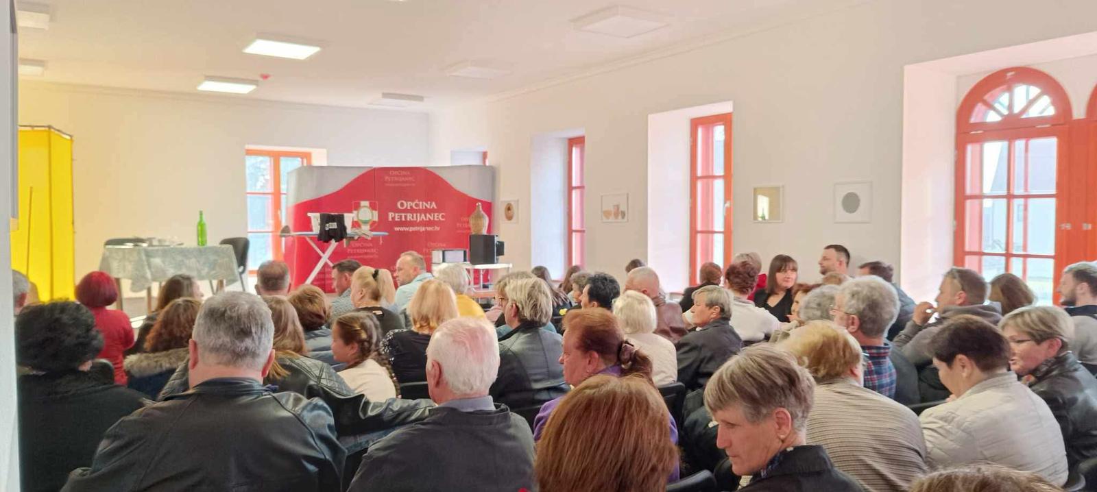 480960188_1152033000268779_137683562053542193_n 480960188_1152033000268779_137683562053542193_n