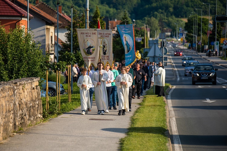 Novi Marof Dan grada, procesija