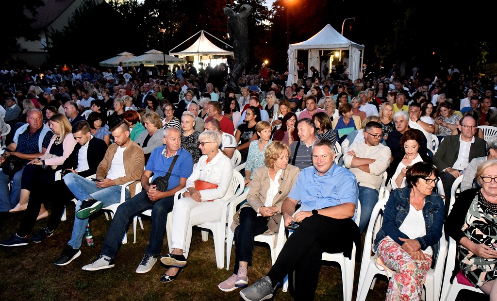 Zorica Kondža, Tedi Spalato