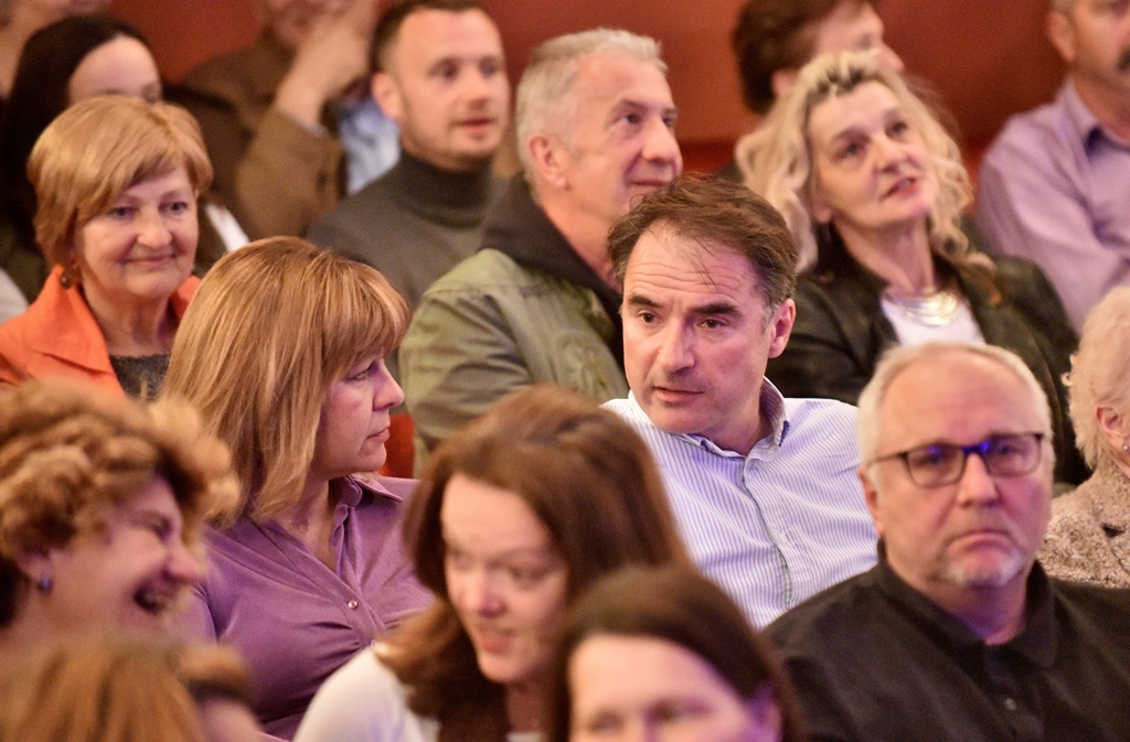 Image 5672981 (auto)