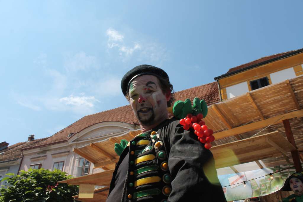 fanfaratranse038126773