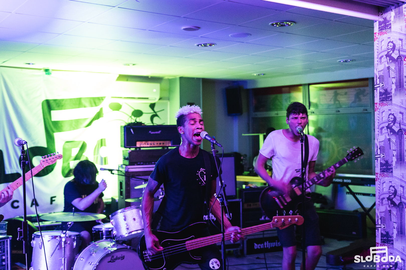 Scena je mrtva Scena je mrtva