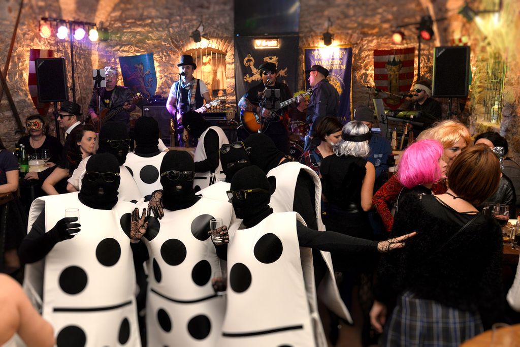 fasnikhumanitarnimedinaskrinja1