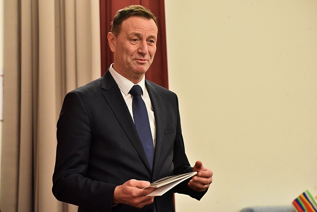 Denis Peričić – Krvozemlje