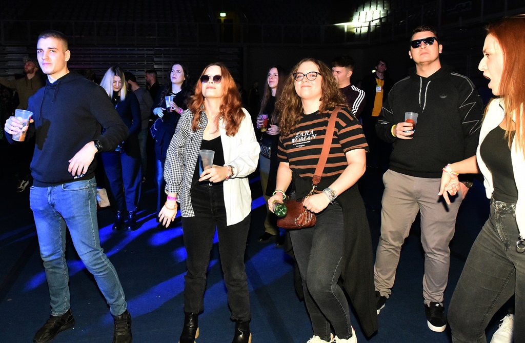 Image 5533778 (auto)