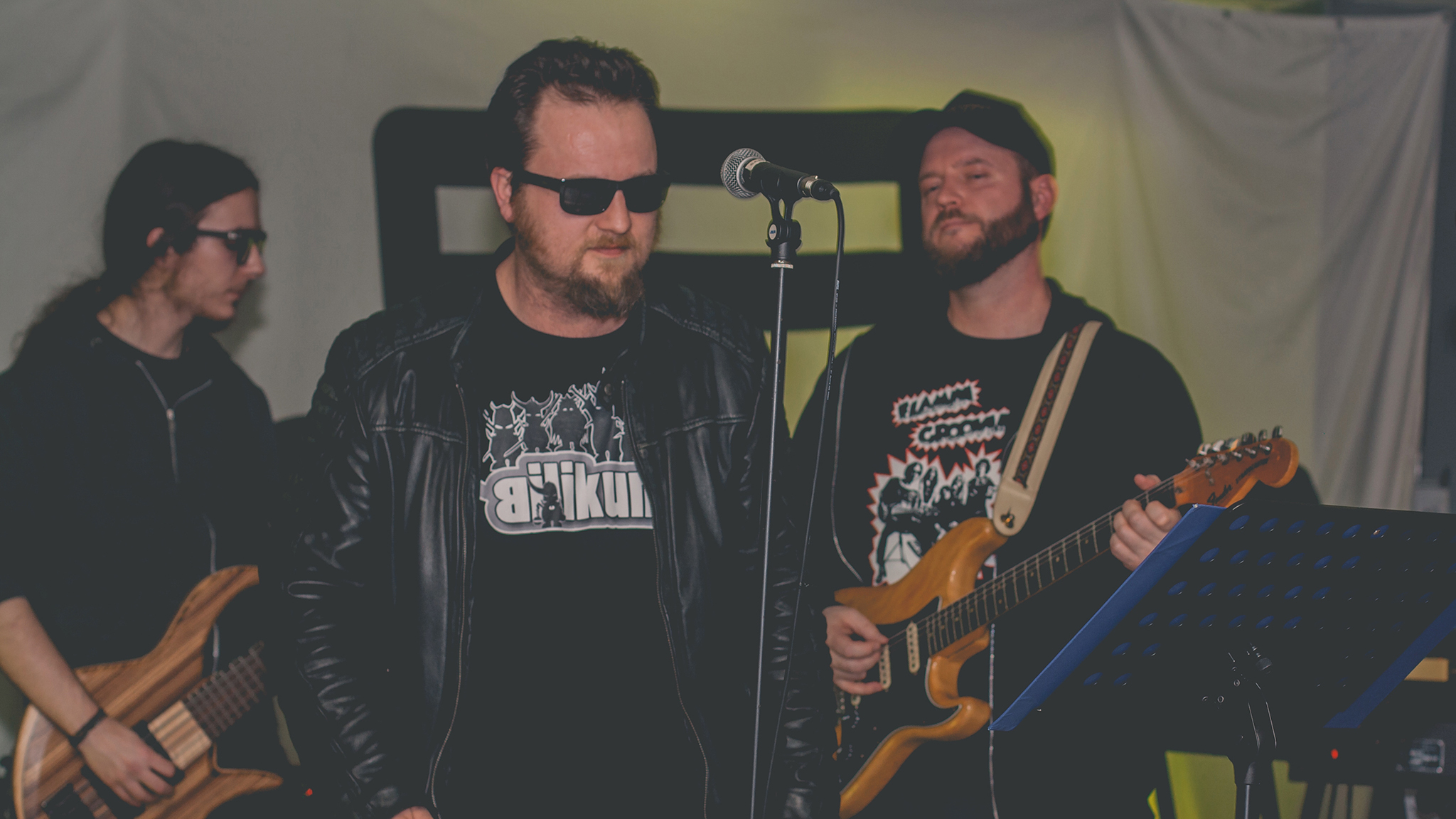 The Fakin’ Lajsne, Sloboda