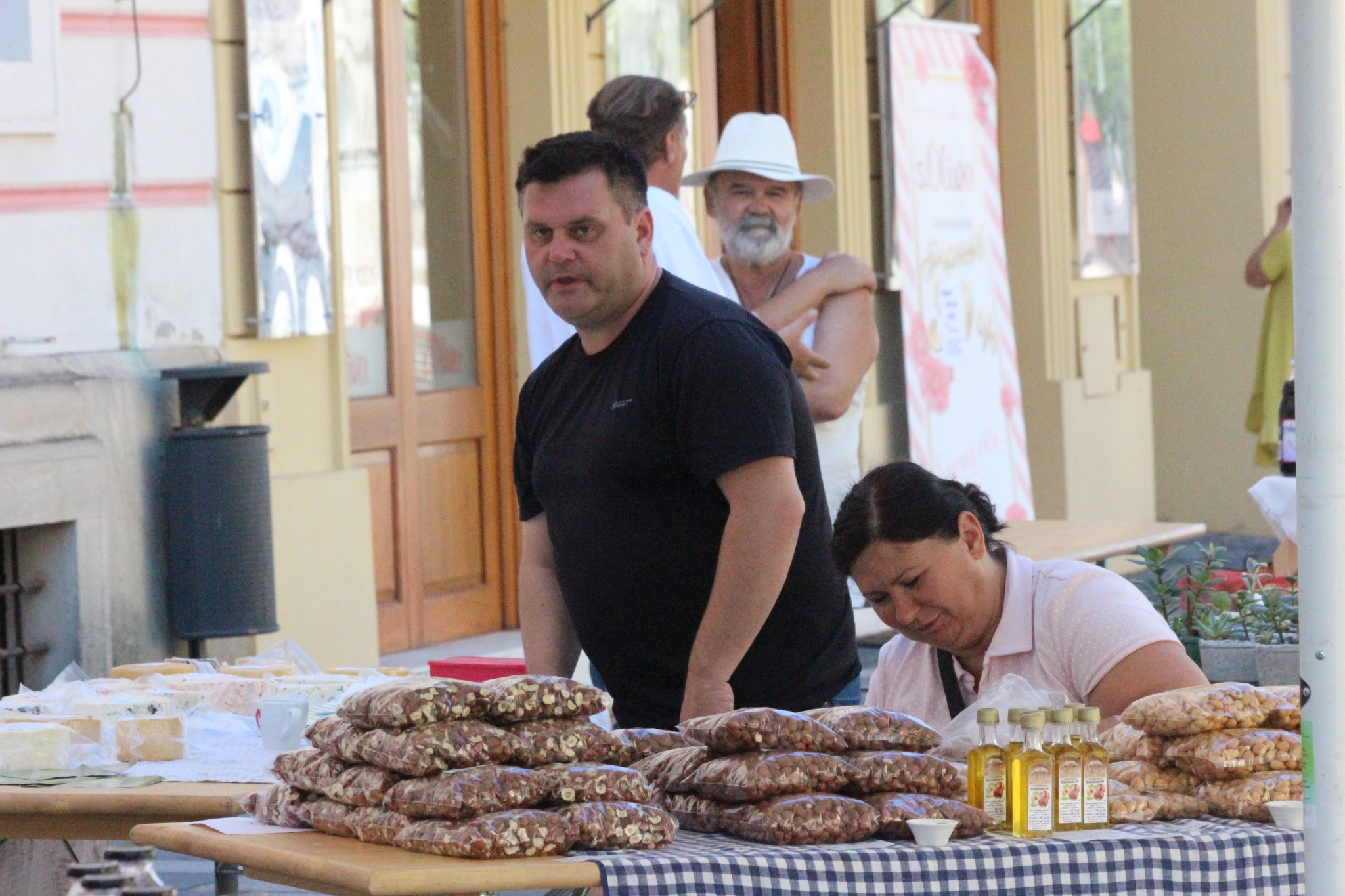 Image 3705059 (auto)