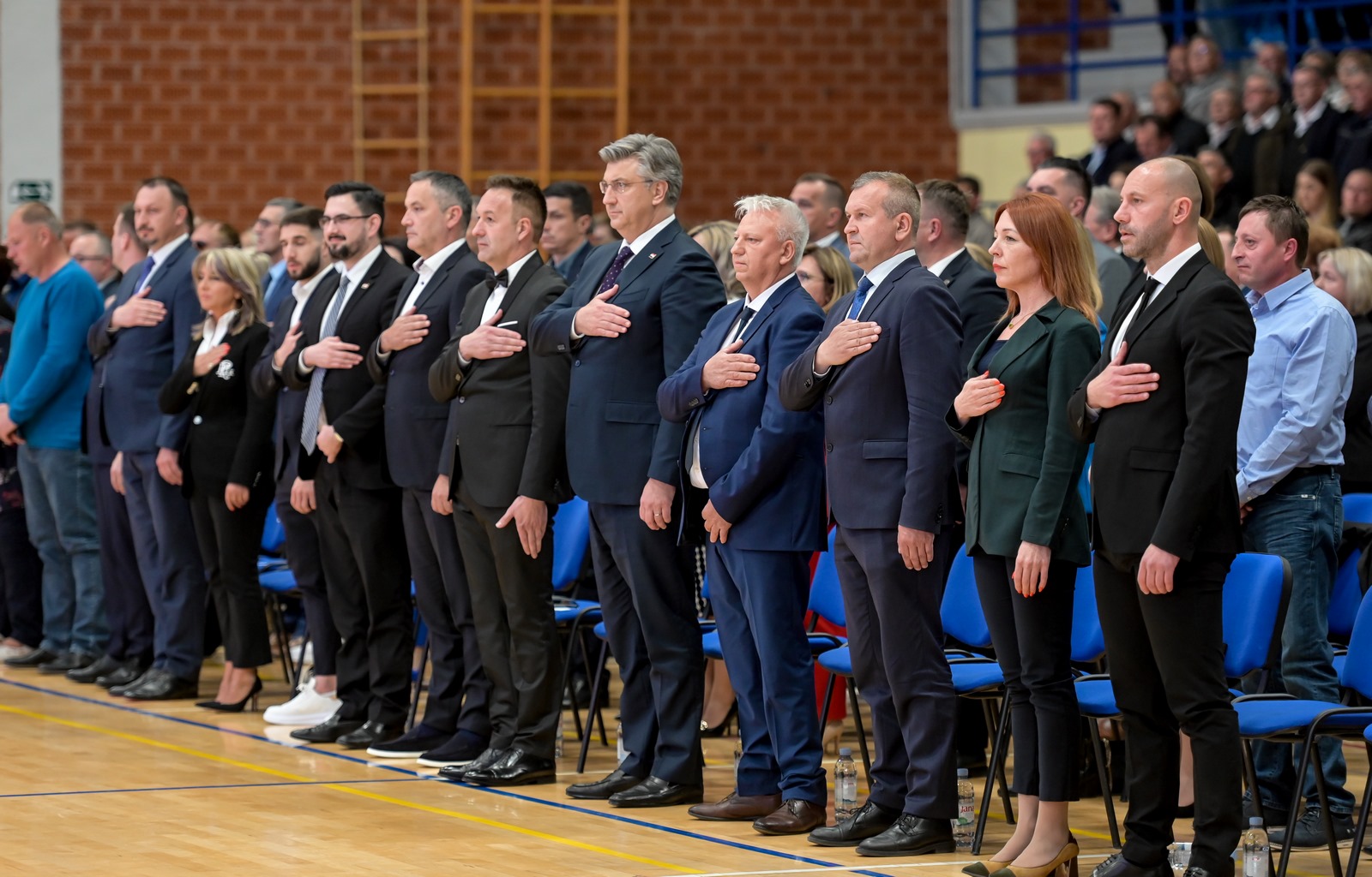 Općina Ljubešćica, Andrej Plenković, Nenad Horvatić