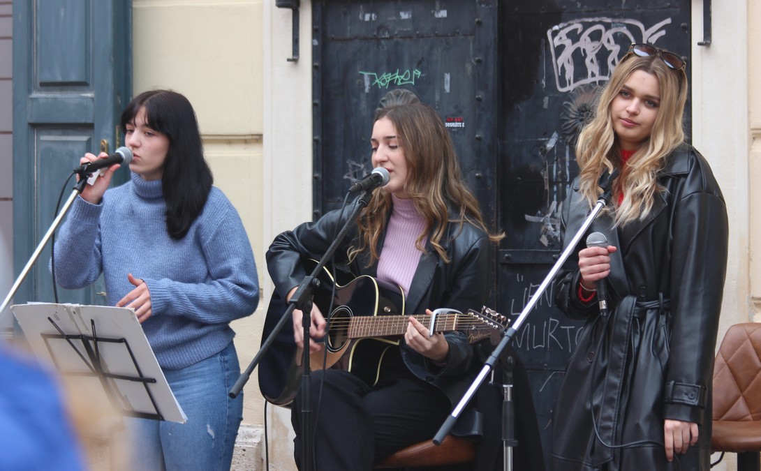 Image 5609981 (auto)