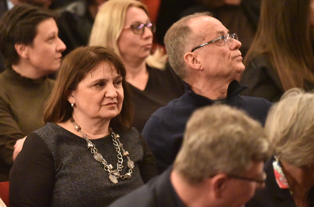 Majka Hrabrost i njezina djeca