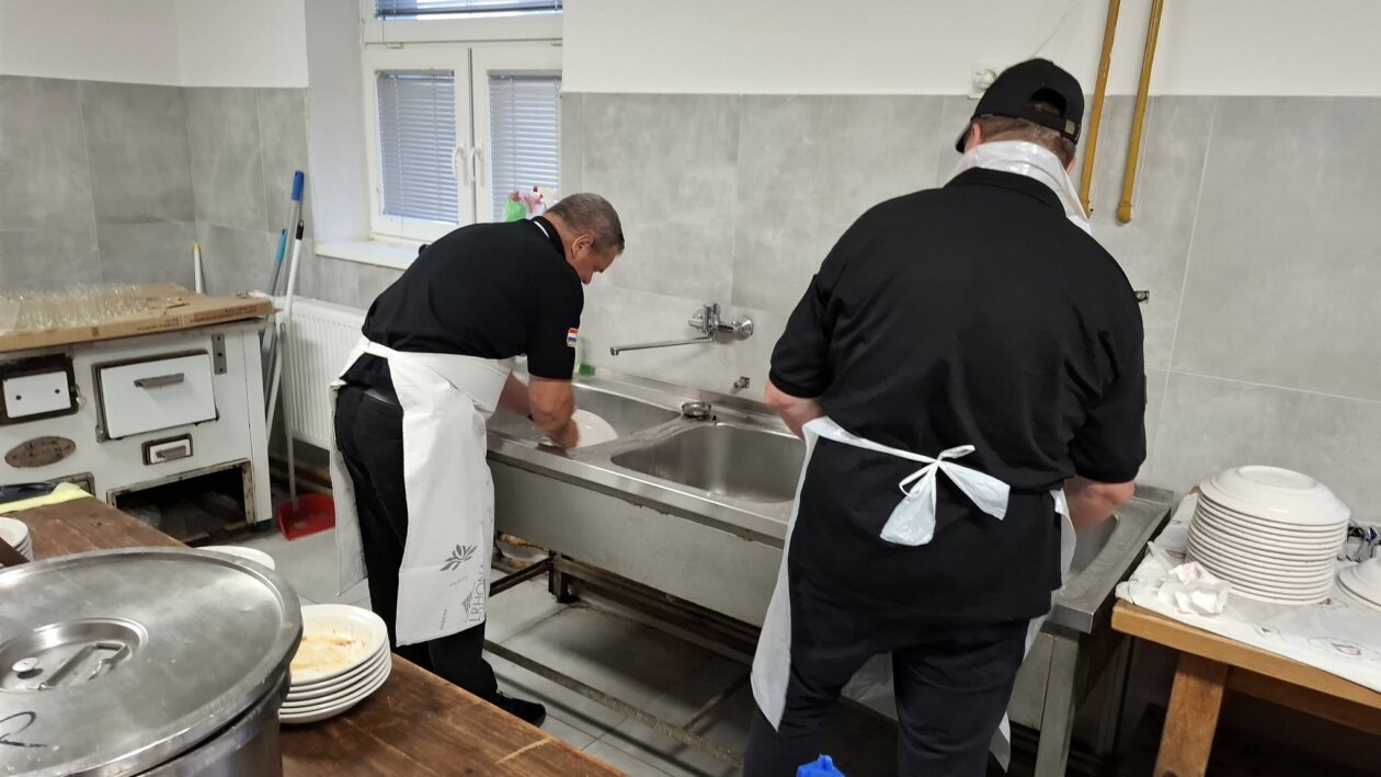 504097293_9877383475677896_5412538569728442664_n