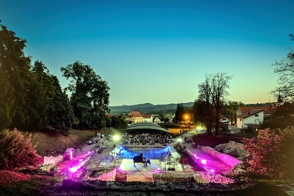 Image 5831693 (auto)