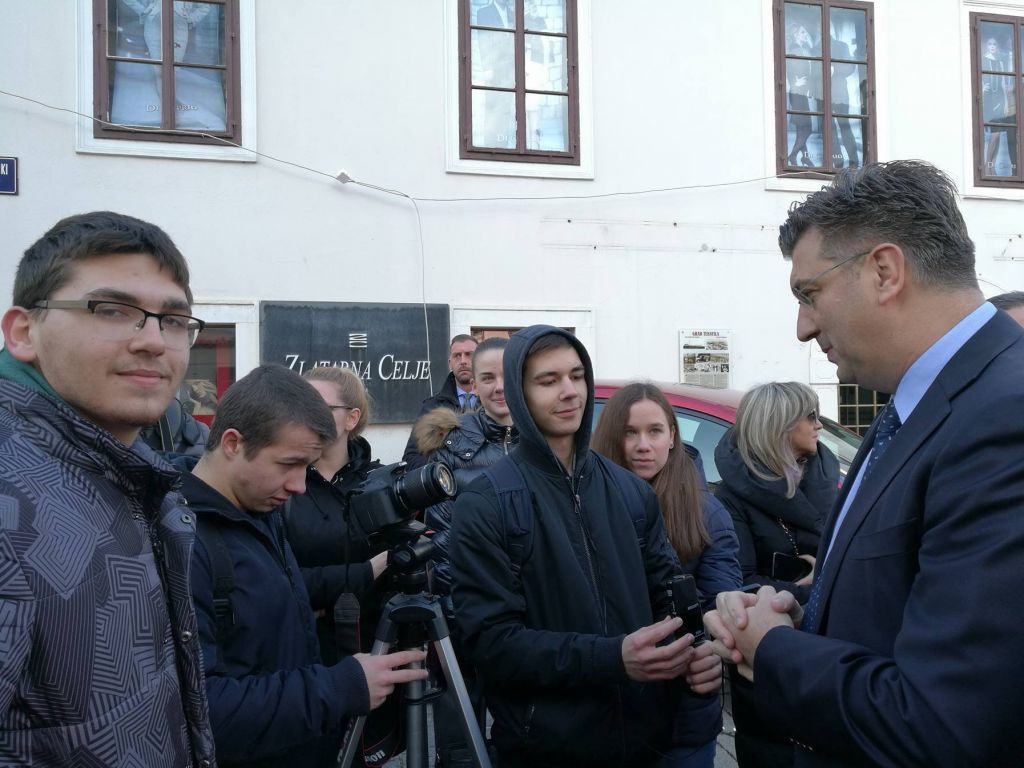 2421040886559523693006376463023