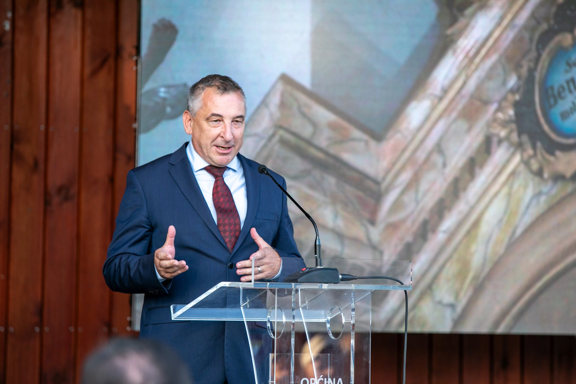 Image 5852185 (auto)