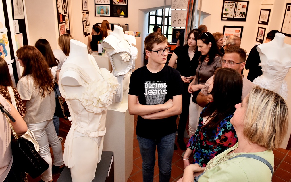 Image 5381652 (auto)