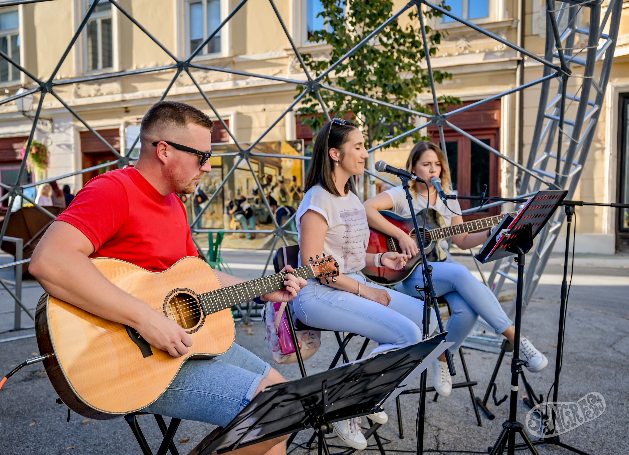 537801967_1325293035831077_2961135938819931840_n