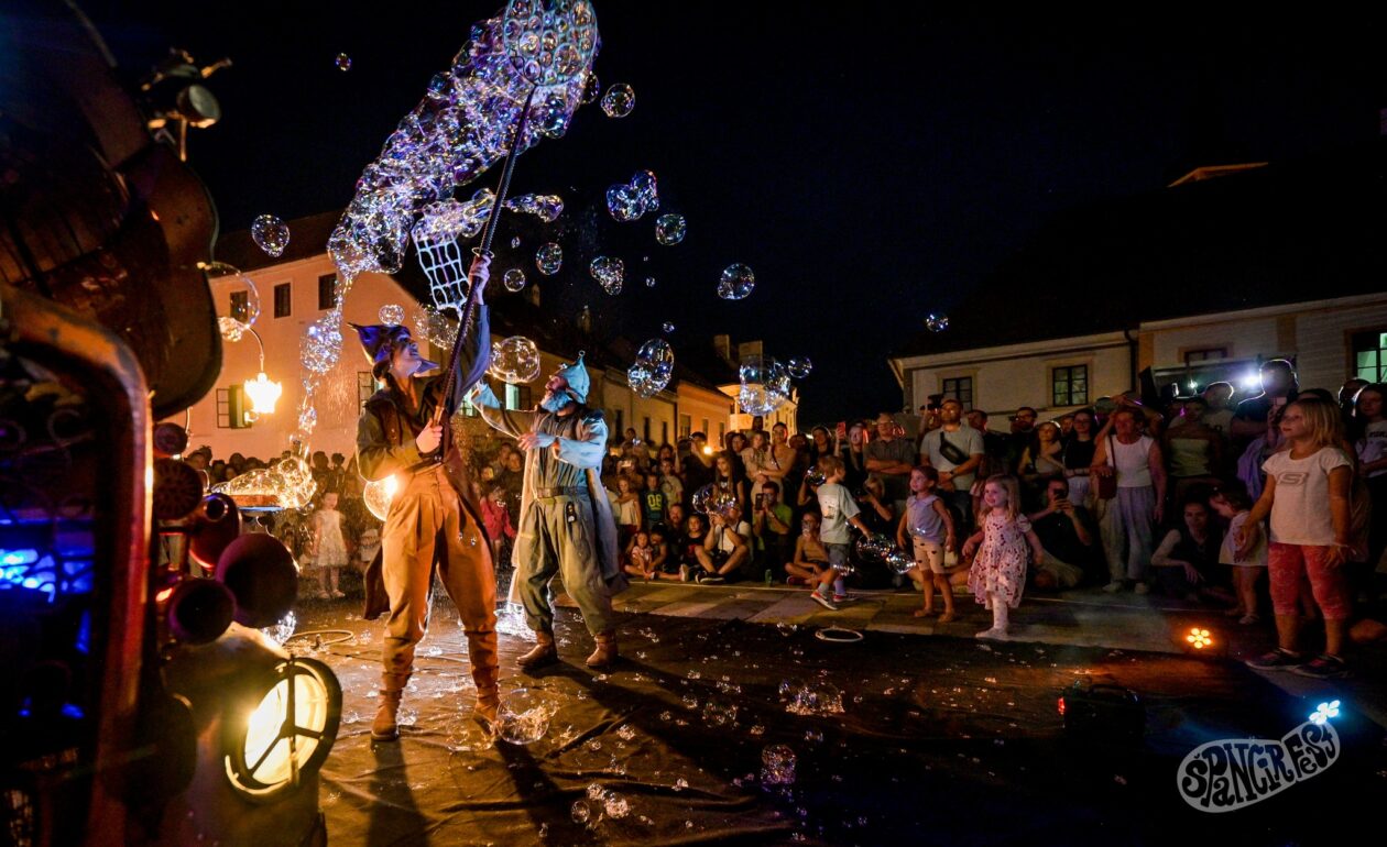 539570997_1329502575410123_3262698281166403239_n