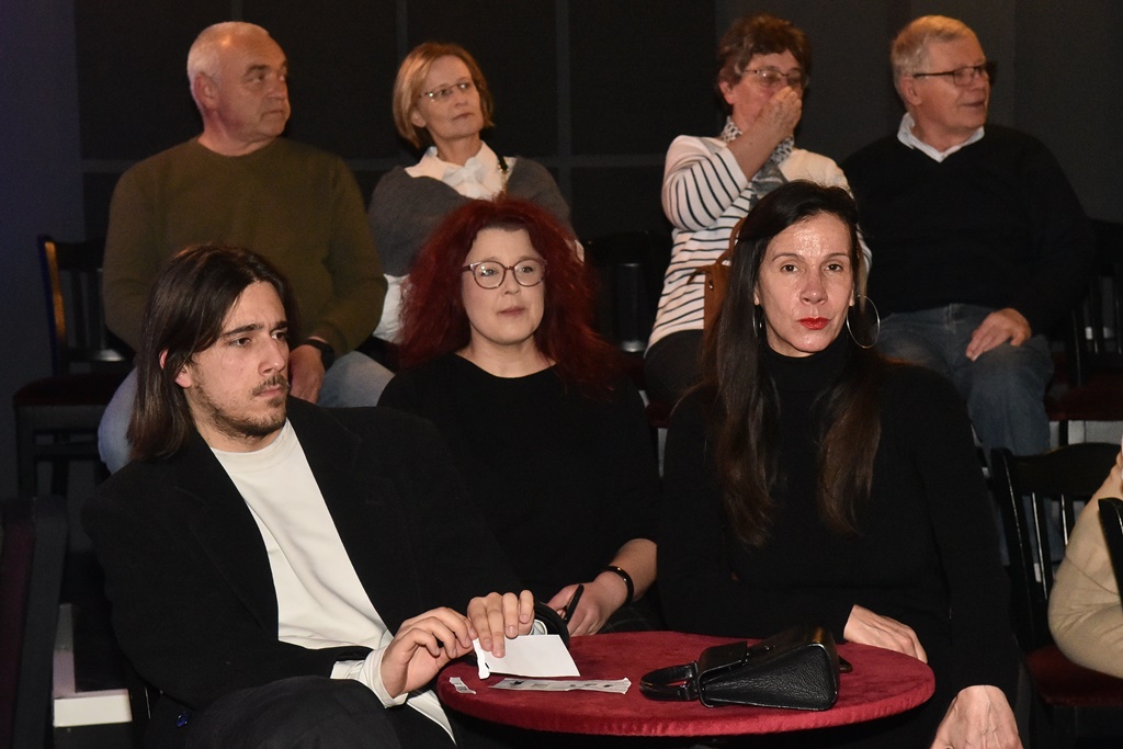 Image 5598637 (auto)