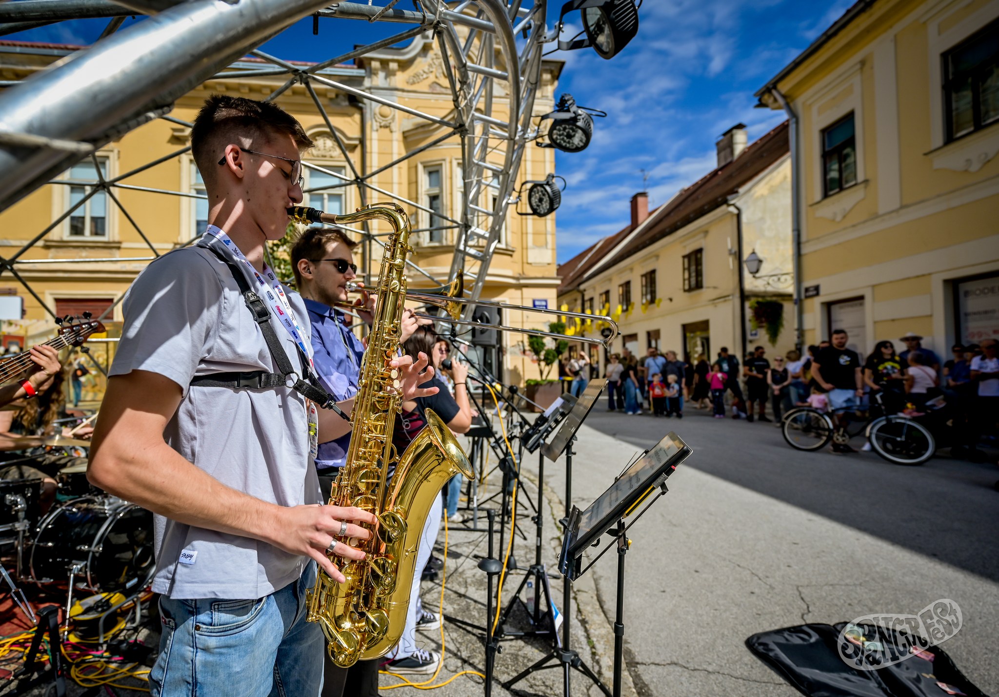 540728915_1332778201749227_5659912066340447007_n 540728915_1332778201749227_5659912066340447007_n