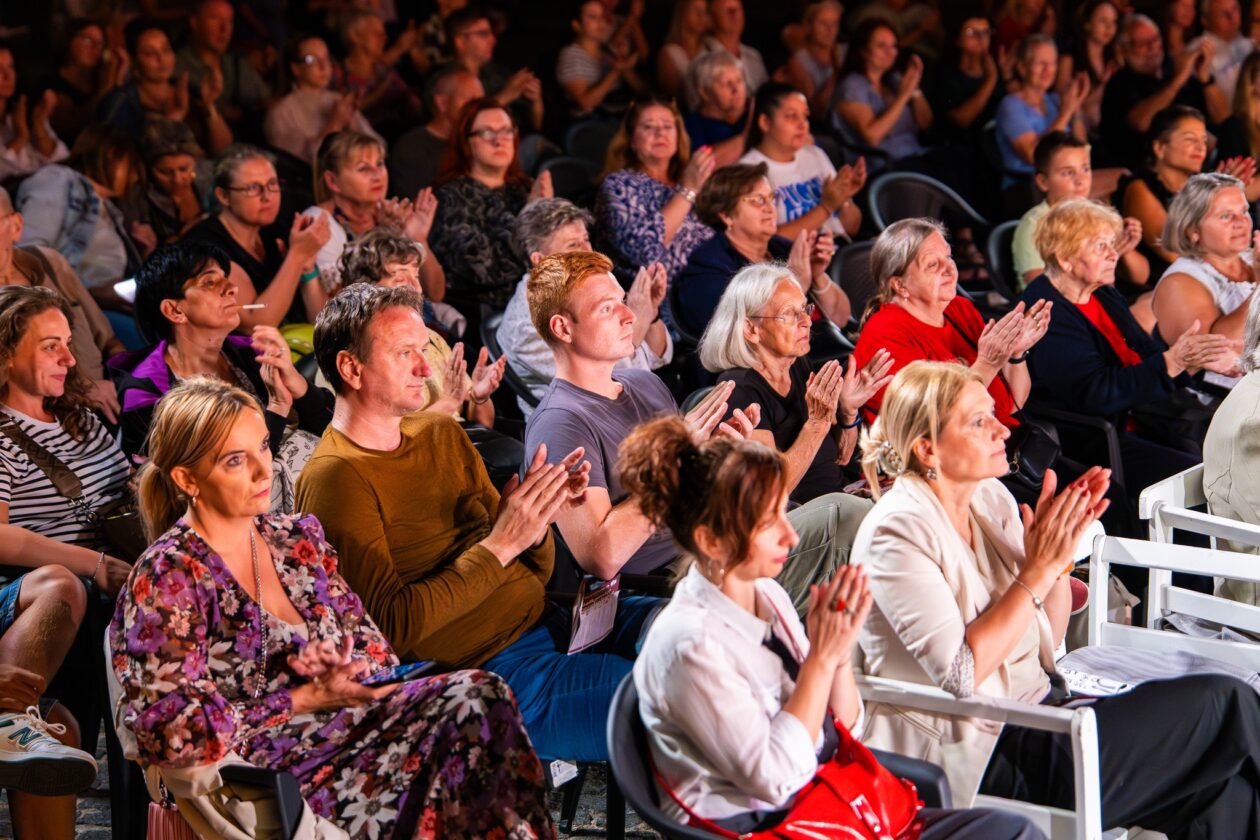 544028229_1713926692882841_8635585448627204618_n