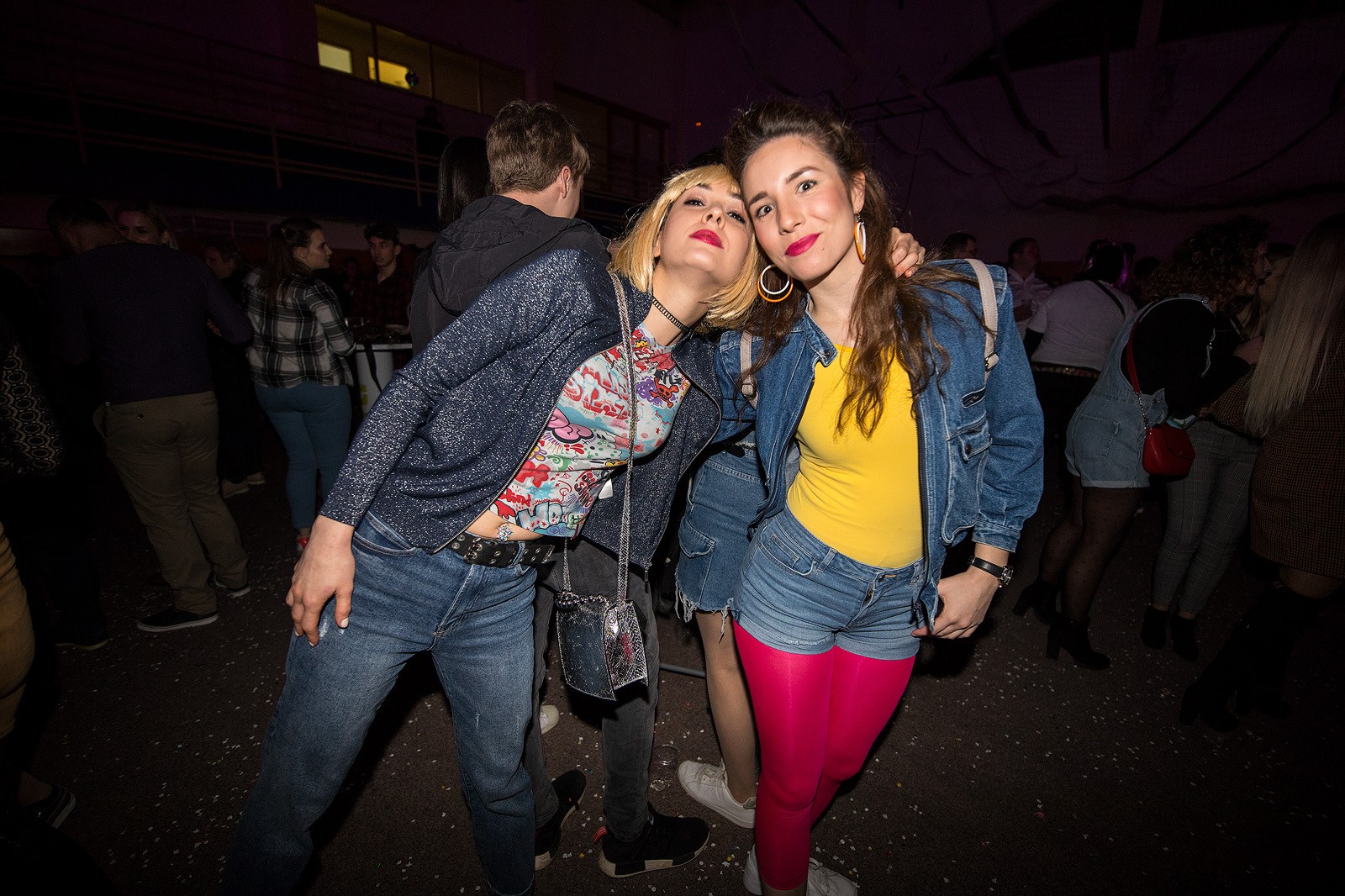 TRASH PARTY U PRELOGU Minea, Ivana Banfić i Ella napravile ludnicu na partyju!