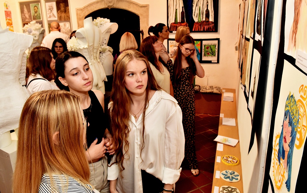 Image 5381650 (auto)