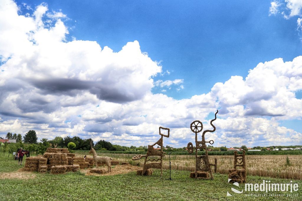 1974773410212311558881065267377